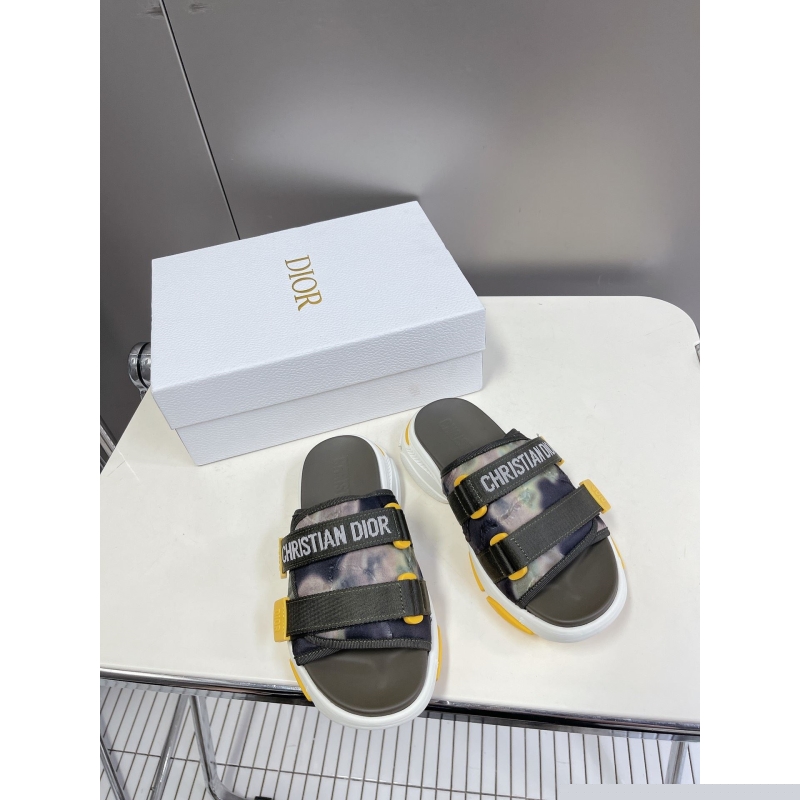 ch**an D*or slippers